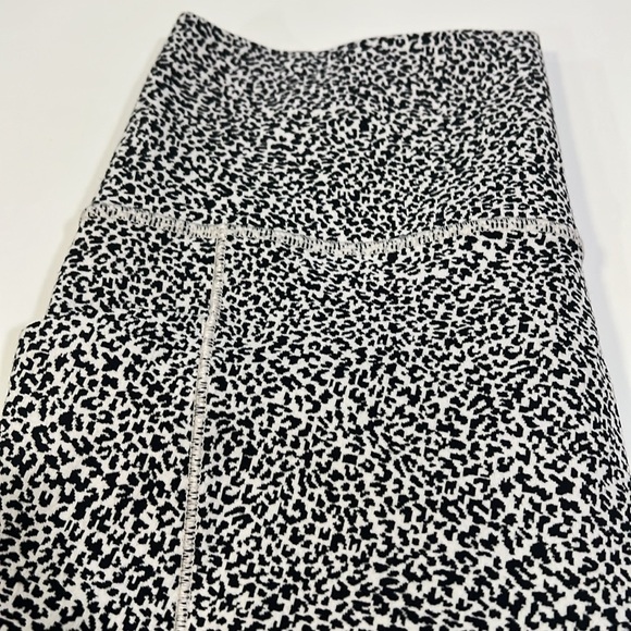 Athleta - Salitation, Textured Leggings, small - Picture 2 of 7